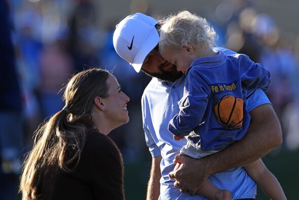 Scottie Scheffler avec sa femme Meredith et son fils Bennett