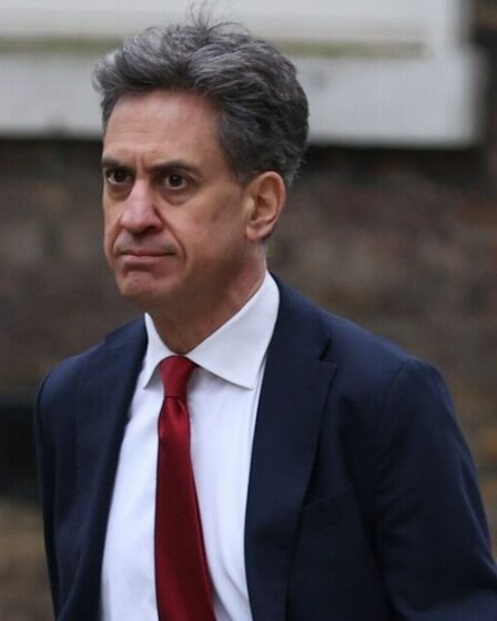 Le « plan fou » d'Ed Miliband a été critiqué alors que les factures d'énergie augmenteraient de 288 £ par an à partir de juillet