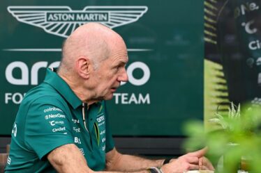 Adrian Newey "démissionne de son poste de patron d'Aston Martin" alors que le favori du remplacement des amortisseurs émerge