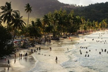 Avertissement de voyage dans les Caraïbes pour les Britanniques après la déclaration de « l'état d'urgence »