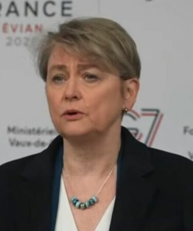 GB News fait une pause pour l'annonce de la rupture du parti travailliste alors que le présentateur publie une réponse humiliante