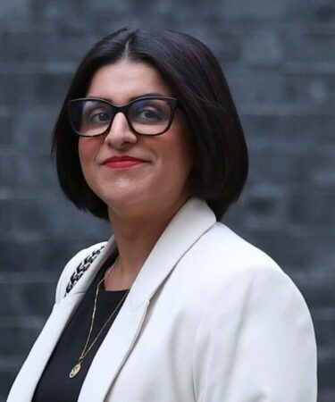 Guerre civile travailliste alors que Shabana Mahmood « lance un ultimatum à Starmer » sur les contrôles d’immigration