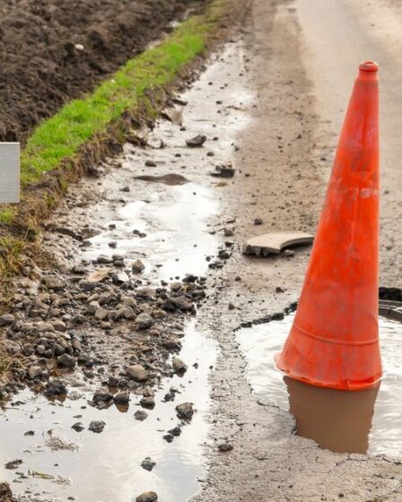 La Grande-Bretagne pourrait être une nation sans nids-de-poule si les conseils débloquent les milliards stockés sur les comptes bancaires