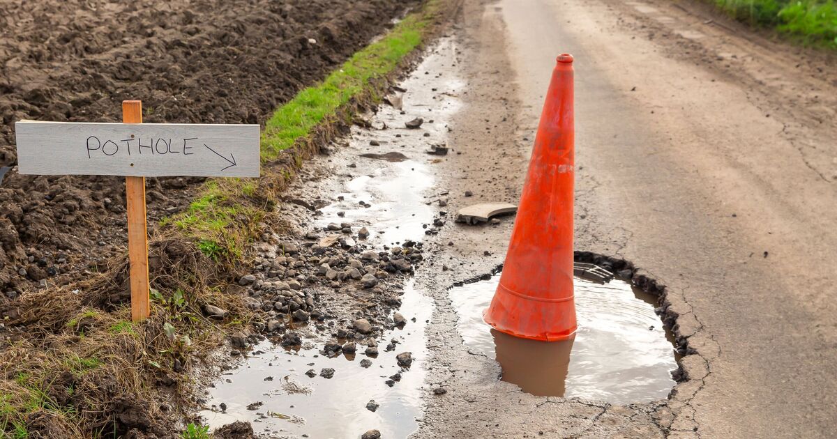 La Grande-Bretagne pourrait être une nation sans nids-de-poule si les conseils débloquent les milliards stockés sur les comptes bancaires