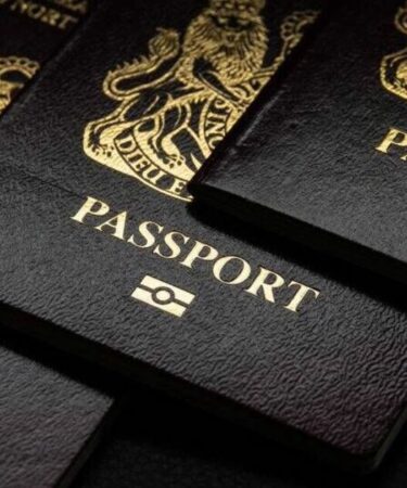 Le MSE de Martin Lewis conseille de « vérifier votre passeport maintenant » avant l'entrée en vigueur de la nouvelle règle le 8 avril
