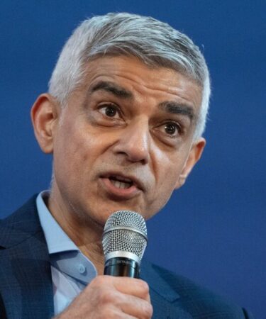Le Mur Rouge du Labour est furieux contre la demande européenne de Sadiq Khan, ce qui met Starmer sous une énorme pression