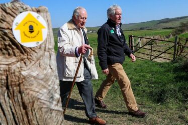 Le sentier côtier du roi Charles III d'Angleterre s'ouvre et devient la « plus longue promenade côtière du monde »