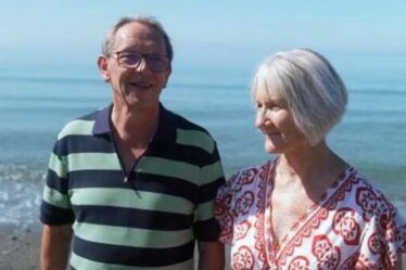 Les acheteurs de BBC Escape to the Country « mis au poste » après un « dilemme » immobilier