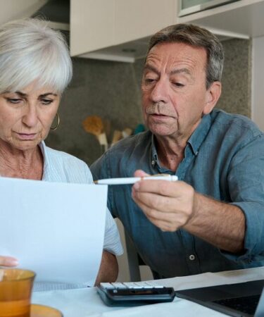 Les clients britanniques des lignes fixes font face à de nouveaux frais de 13,09 £