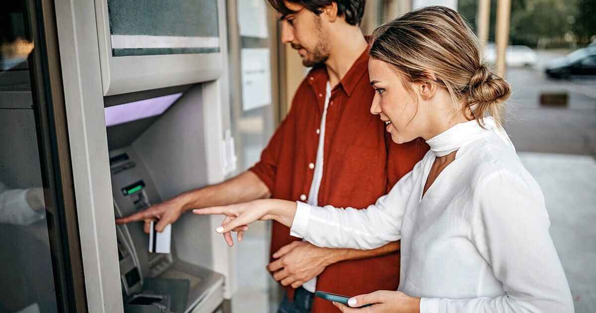 Lloyds Bank répond au client affirmant que le changement de succursale "n'a aucun sens"