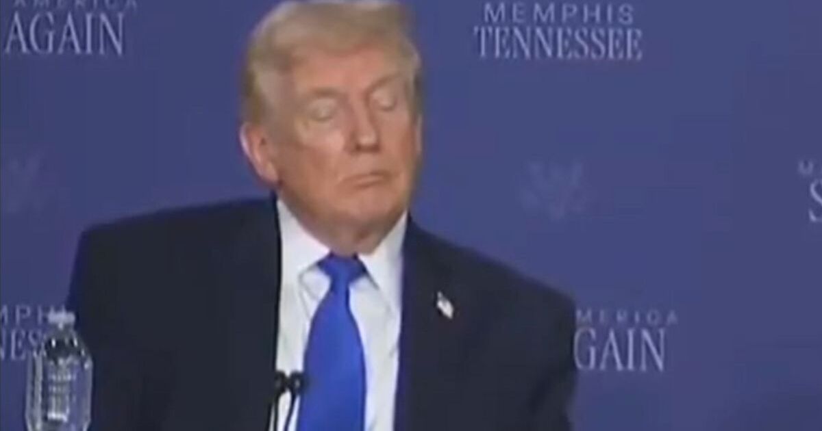 Moment « malade », Donald Trump s'endort en direct à la télévision : « Inapte à être président »