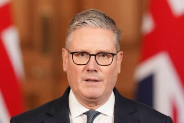 TalkTV fait une pause pour une énorme annonce sur la réforme alors que Keir Starmer subit un coup humiliant