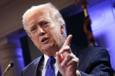 Trump EN DIRECT : les États-Unis « préparent une invasion terrestre » alors que des milliers de Marines arrivent au Moyen-Orient