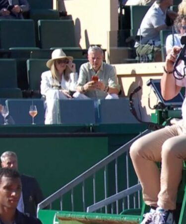 Le match du Masters de Monte Carlo est interrompu pour urgence médicale alors que l'arbitre prend des mesures