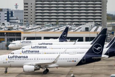 Une grande compagnie aérienne prévient que les vols au sol pourraient être inévitables alors que la crise du carburant s'aggrave