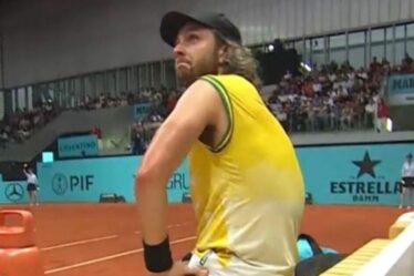 La tempête de racisme à l'Open de Madrid éclate alors que la star refuse de jouer et s'assoit sur le terrain