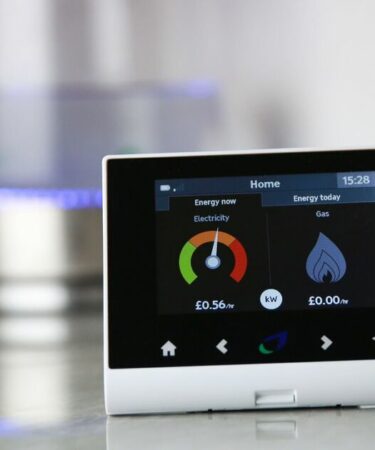 Les ménages équipés de compteurs intelligents paient pour utiliser l'électricité entre 8h et 16h