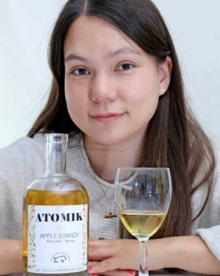 J'ai essayé du brandy à base de pommes radioactives cultivées près de Tchernobyl - ce n'était pas si effrayant