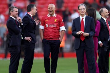 Liverpool prend la décision de limoger Arne Slot alors que la nouvelle position du FSG émerge