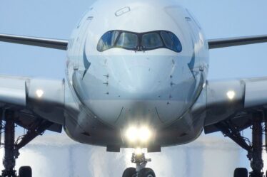 Cathay Pacific suspend ses vols sur une période de 6 semaines alors que la crise du carburéacteur se poursuit