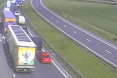 Circulation A1 EN DIRECT : fermeture majeure d'une route après un "grave" accident impliquant un camion et un piéton