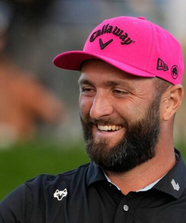 Combien les stars de LIV Golf ont gagné grâce à une tournée soutenue par l'Arabie saoudite alors que Jon Rahm remporte 64 millions de livres sterling