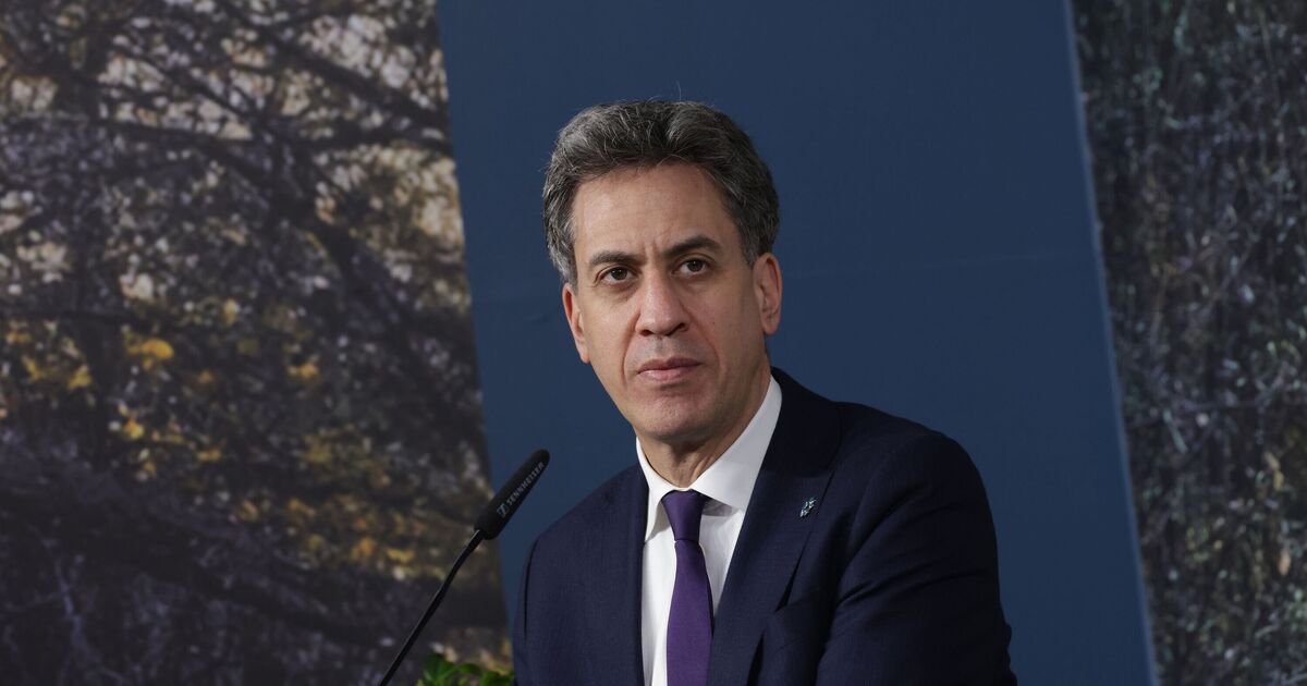 Ed Miliband a envoyé un avertissement sur les plans net zéro alors que le secteur clé est au « point de rupture »