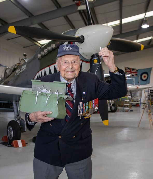 Lieutenant George Dunn