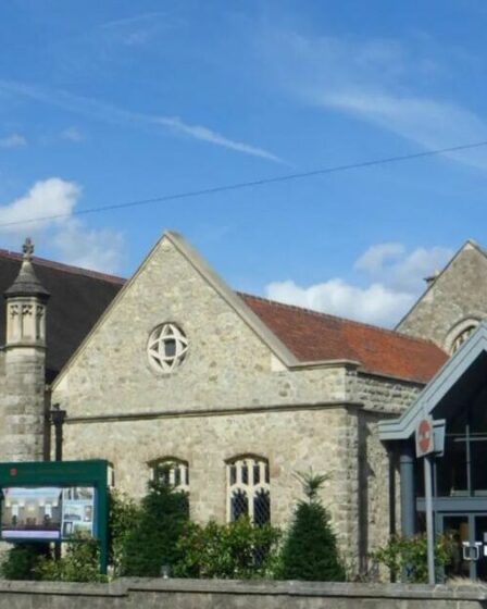 Horreur : une femme violée par plusieurs hommes devant une église après avoir quitté une discothèque