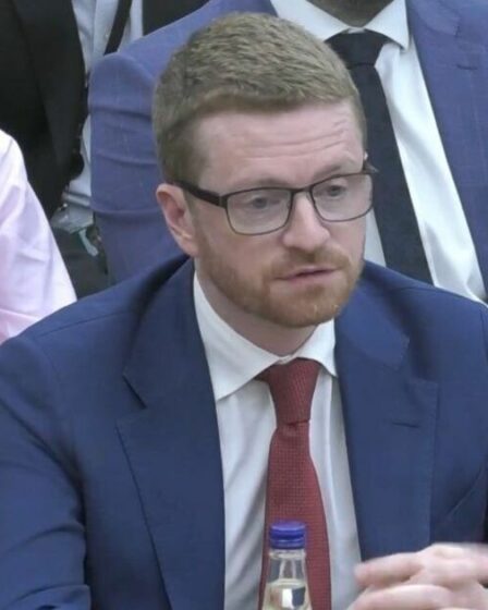 Keir Starmer EN DIRECT : l'ancien principal collaborateur du Premier ministre accuse le Brexit d'être responsable du fiasco de Mandelson