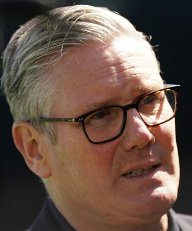 Keir Starmer humilié alors que l'ancien député travailliste publie un retrait brutal en quatre mots