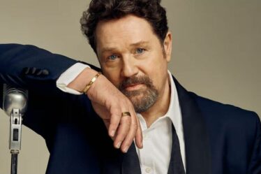 La vie de Michael Ball, depuis qu'il a arrêté de montrer qu'il aimait jusqu'à sa santé débilitante