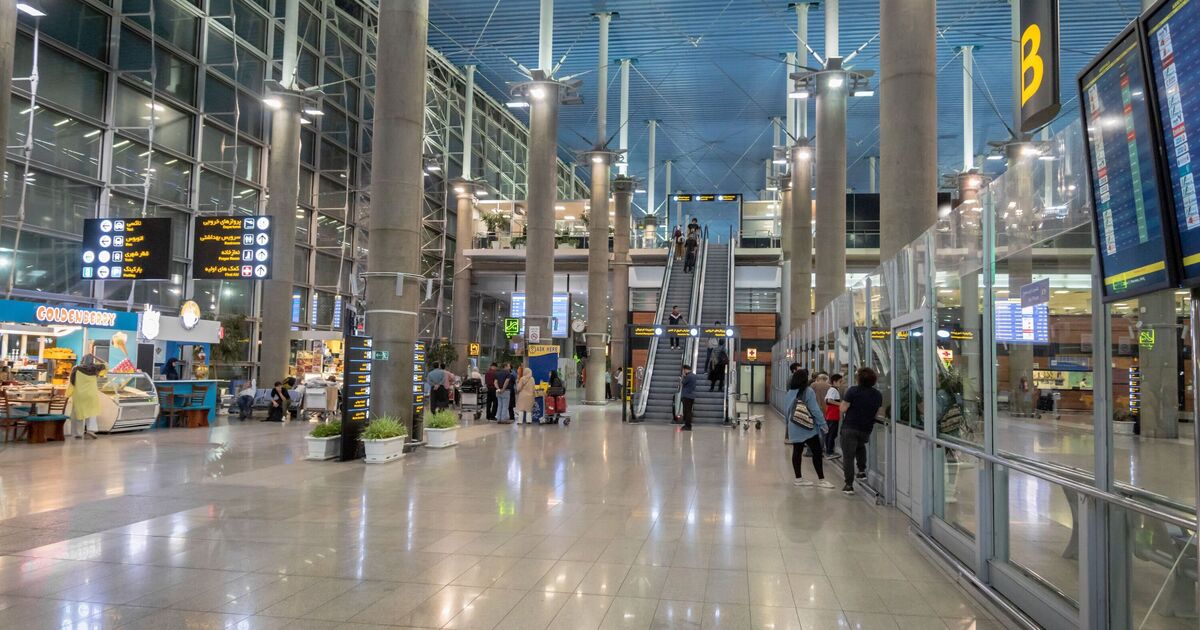 L'aéroport Imam Khomenei reprend ses vols vers la Turquie et Oman alors que de nouveaux pourparlers de paix avec l'Iran commencent
