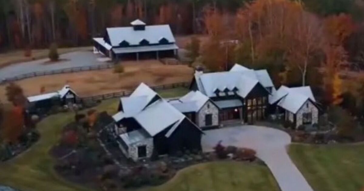 Le caddy de Jon Rahm met une immense maison en vente – et le prix est incroyable de 10 millions de livres sterling