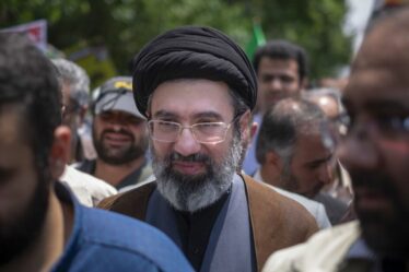 Le guide suprême iranien Mojtaba Khamenei lance une menace effrayante aux Américains