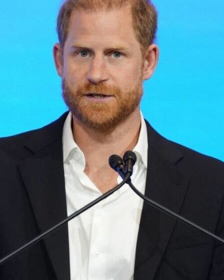 Le prince Harry admet se sentir « perdu, trahi et impuissant » dans un discours incroyablement émouvant