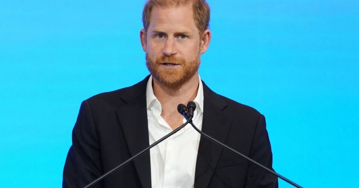 Le prince Harry admet se sentir « perdu, trahi et impuissant » dans un discours incroyablement émouvant