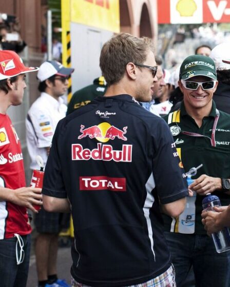 Le vainqueur de la course de F1 montre d'énormes cicatrices à la poitrine après que des examens médicaux de routine ont conduit à une opération à cœur ouvert