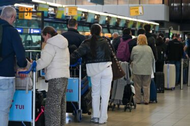 Liste des heures d'arrivée des compagnies aériennes à l'aéroport pour éviter les retards dans les files d'attente EES