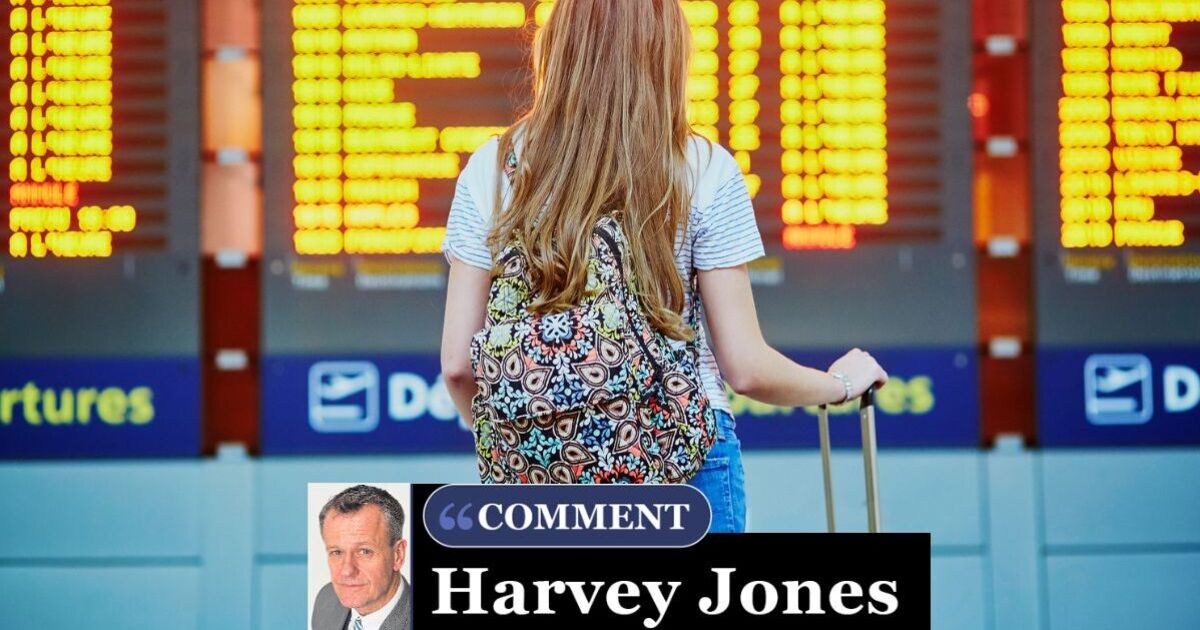 « Oubliez vos vacances d'été ! » Double avertissement désastreux alors que la Grande-Bretagne fait face à des pénuries de carburant