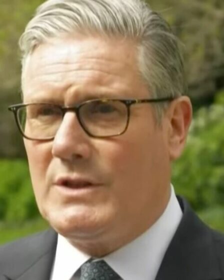Politique EN DIRECT : Keir Starmer brise le silence alors que le Premier ministre est au bord de la dispute sur le contrôle de Mandelson
