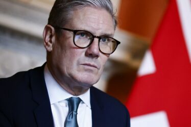Politique EN DIRECT : Keir Starmer brise le silence sur le cessez-le-feu en Iran alors que le Premier ministre se rend dans le Golfe