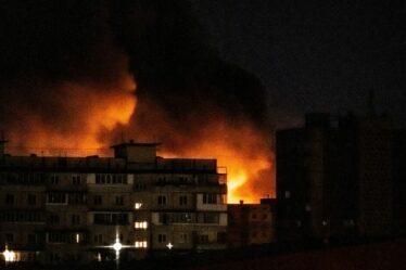 Poutine "sait exactement ce qu'il fait" alors que la Russie a qualifié de "menace véritablement mondiale"