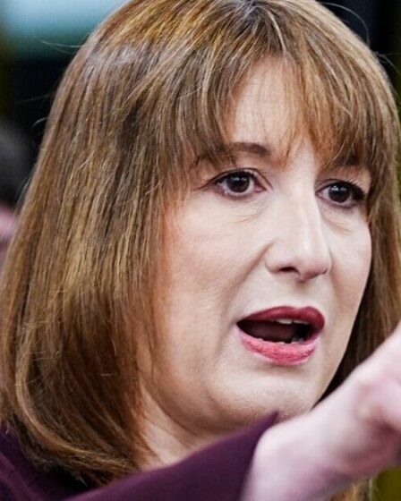 Rachel Reeves appelle les patrons des banques britanniques à des négociations cruciales au milieu des retombées économiques de la guerre en Iran