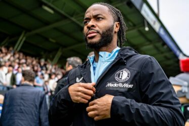 Raheem Sterling va quitter Feyenoord après s'être fait dire de "prendre sa retraite et d'aller à Ibiza"