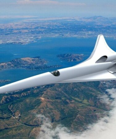 Un nouveau jet supersonique de 990 mph franchit une étape importante