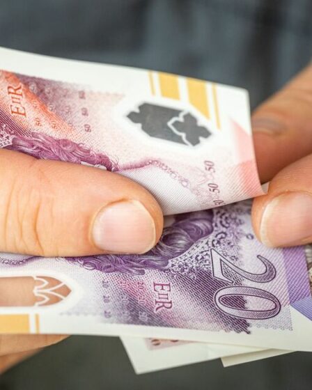 Les retraités plus âgés de l'État ont reçu 8 £ supplémentaires par semaine en mai après le changement du triple verrouillage