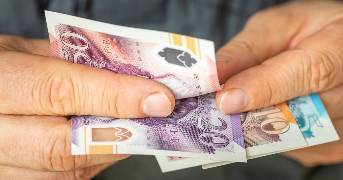 Les retraités plus âgés de l'État ont reçu 8 £ supplémentaires par semaine en mai après le changement du triple verrouillage
