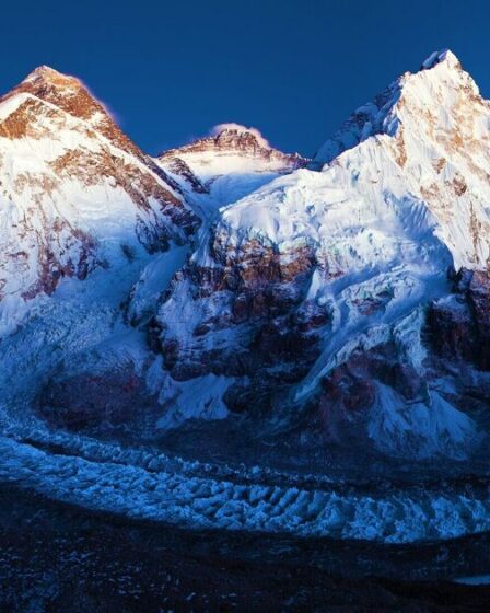 La plus haute montagne du monde a tué plus de 426 personnes – son ascension devient désormais plus facile