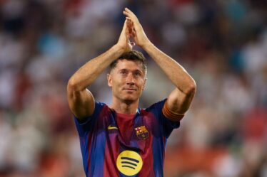 Man Utd a demandé d'achever le transfert de Robert Lewandowski alors que quatre autres cibles sont annoncées